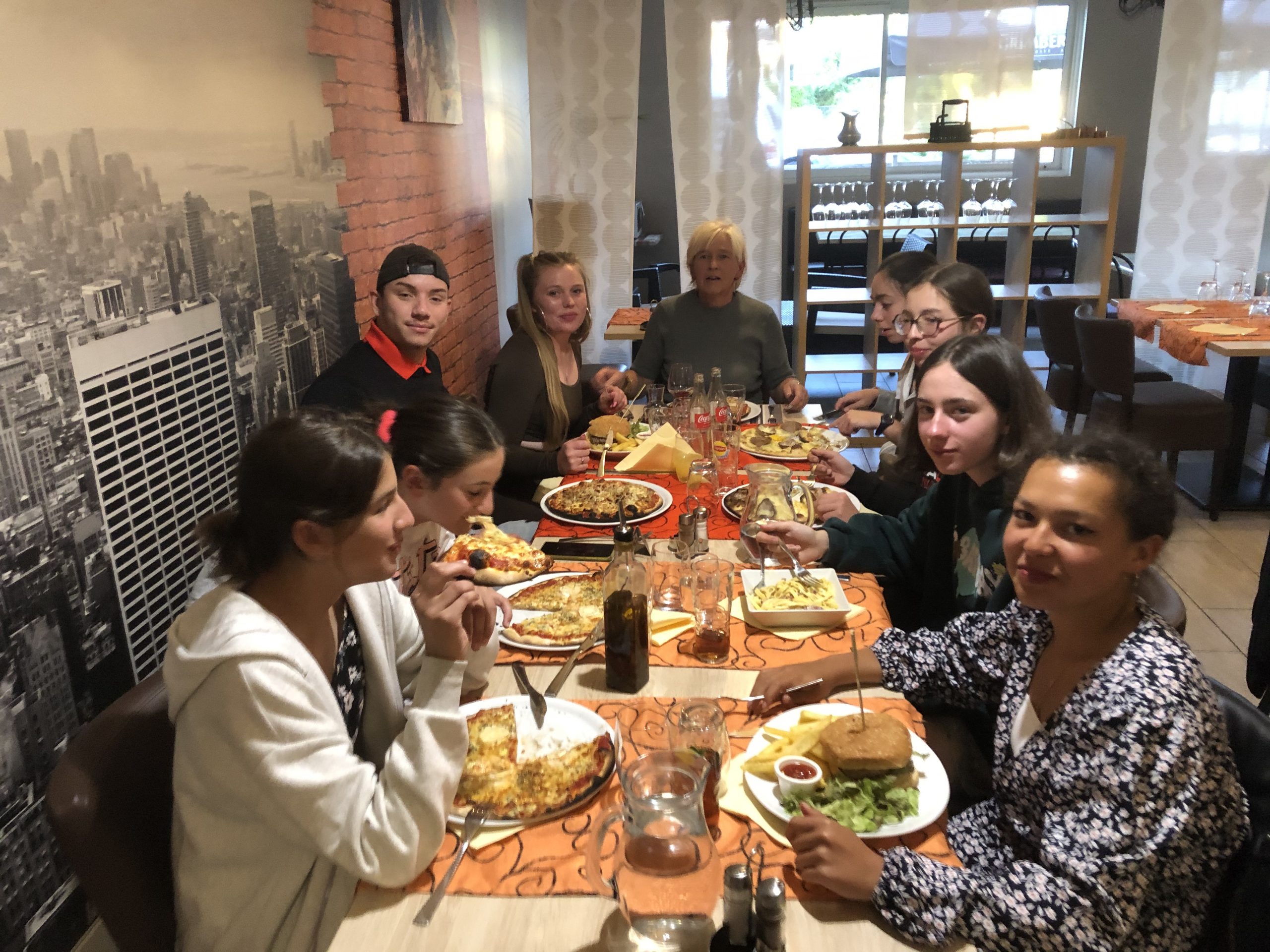 equi_english_dinner_pizza